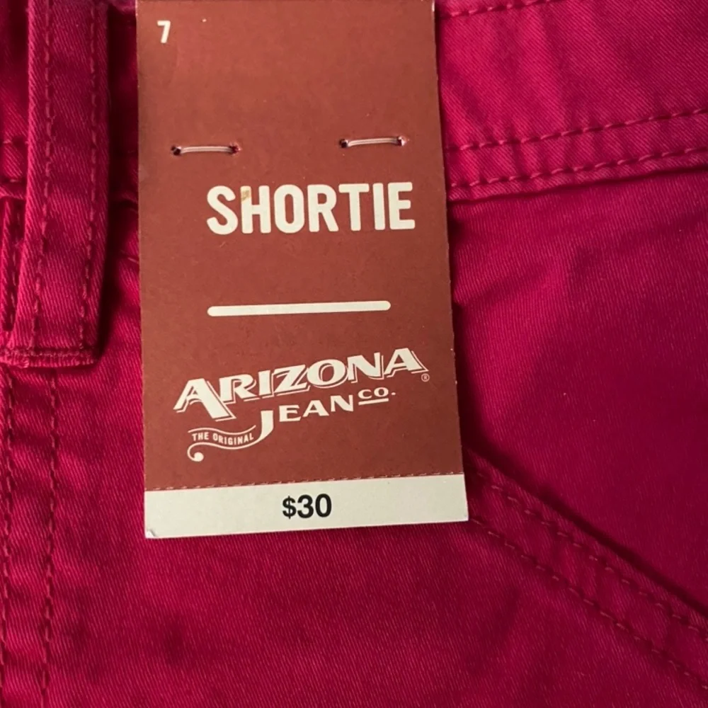 Red Arizona Shorts - Picture 2 of 2